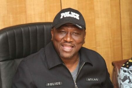 Opération épervier /580 personnes interpellées, une quarantaine de fumoirs détruits, 300 armes à feu saisies ( Hamed Bakayoko)