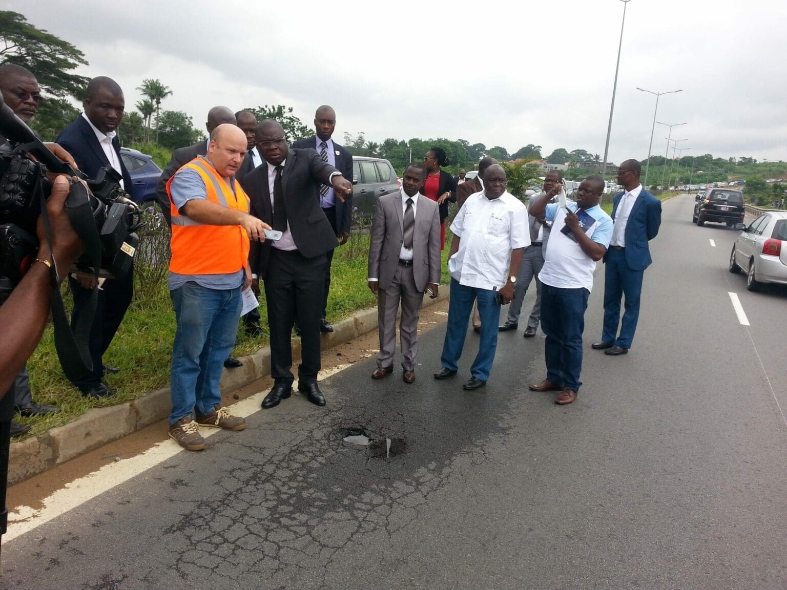 Cocody/Boulevard de France redressé : Amédé Kouakou annonce des « corrections » des parties défectueuses