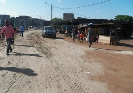Fuite de pétrole brut à Abidjan: reprise des pompages par le pipeline endommagé (Direction SIR)
