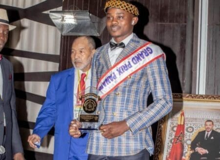 Monsieur Yacouba Koné lauréat du Grand Prix international Padel du meilleur promoteur de transport urbain en Côte d’Ivoire