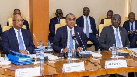 𝟏è𝐫𝐞 𝐬𝐞𝐬𝐬𝐢𝐨𝐧 𝐨𝐫𝐝𝐢𝐧𝐚𝐢𝐫𝐞 𝐝𝐮 𝐂𝐨𝐧𝐬𝐞𝐢𝐥 𝐝𝐞𝐬 𝐌𝐢𝐧𝐢𝐬𝐭𝐫𝐞𝐬 𝐒𝐭𝐚𝐭𝐮𝐭𝐚𝐢𝐫𝐞 𝐝𝐞 𝐥’𝐔𝐄𝐌𝐎𝐀 𝐚𝐮 𝐭𝐢𝐭𝐫𝐞 𝐝𝐞 𝐥’𝐚𝐧𝐧é𝐞 𝟐𝟎𝟐𝟓:𝐋𝐞 𝐏𝐫é𝐬𝐢𝐝𝐞𝐧𝐭 𝐀𝐝𝐚𝐦𝐚 𝐂𝐎𝐔𝐋𝐈𝐁𝐀𝐋𝐘 𝐬𝐚𝐥𝐮𝐞 𝐮𝐧𝐞 𝐚𝐜𝐭𝐢𝐯𝐢𝐭é é𝐜𝐨𝐧𝐨𝐦𝐢𝐪𝐮𝐞 𝐫𝐞𝐬𝐭é𝐞 𝐝𝐲𝐧𝐚𝐦𝐢𝐪𝐮𝐞 𝐚𝐮 𝟒è𝐦𝐞 𝐭𝐫𝐢𝐦𝐞𝐬𝐭𝐫𝐞 𝟐𝟎𝟐𝟒 𝐚𝐯𝐞𝐜 𝐮𝐧 𝐭𝐚𝐮𝐱 𝐝’𝐢𝐧𝐟𝐥𝐚𝐭𝐢𝐨𝐧 𝐞𝐧 𝐛𝐚𝐢𝐬𝐬𝐞 𝐚𝐮 𝐬𝐞𝐢𝐧 𝐝𝐞 𝐥’𝐔𝐧𝐢𝐨𝐧