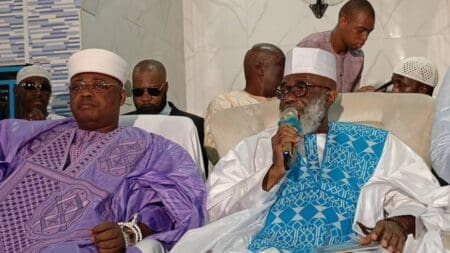 Tournée de prière pour la paix en Côte d’Ivoire : le CSMCI implore Dieu depuis la grande mosquée centenaire de Grand-Bassam