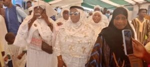 Célébration émouvante du retour du Hajj d’Adja Coulibaly Fousseina, épouse Tiacoh