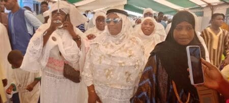 Célébration émouvante du retour du Hajj d’Adja Coulibaly Fousseina, épouse Tiacoh