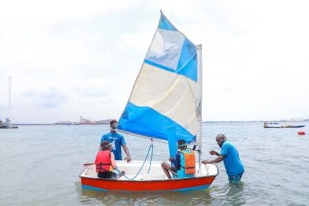 Côte d’Ivoire – La voile au service de la lutte contre la pollution de la lagune