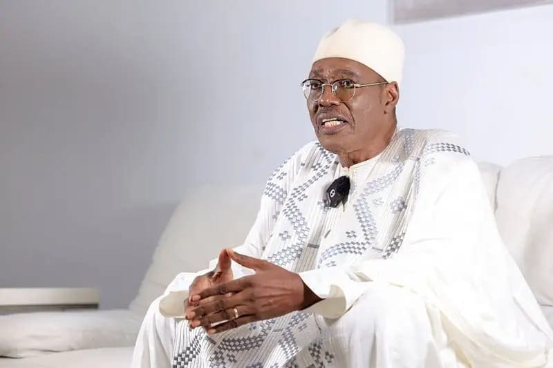 🇨🇲 CAMEROUN : ISSA TCHIROMA BAKARY, LE “PRÉSIDENT ÉLU” EN EXIL QUI DÉFIE YAOUNDÉ DEPUIS LE NIGERIA