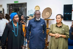 Vente solidaire : Quand Art, durabilité et solidarité s’unissent