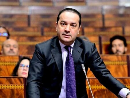 Maroc : le parti au pouvoir mise sur la continuité et la « force tranquille » avec l’élection de Mohamed Chaouki